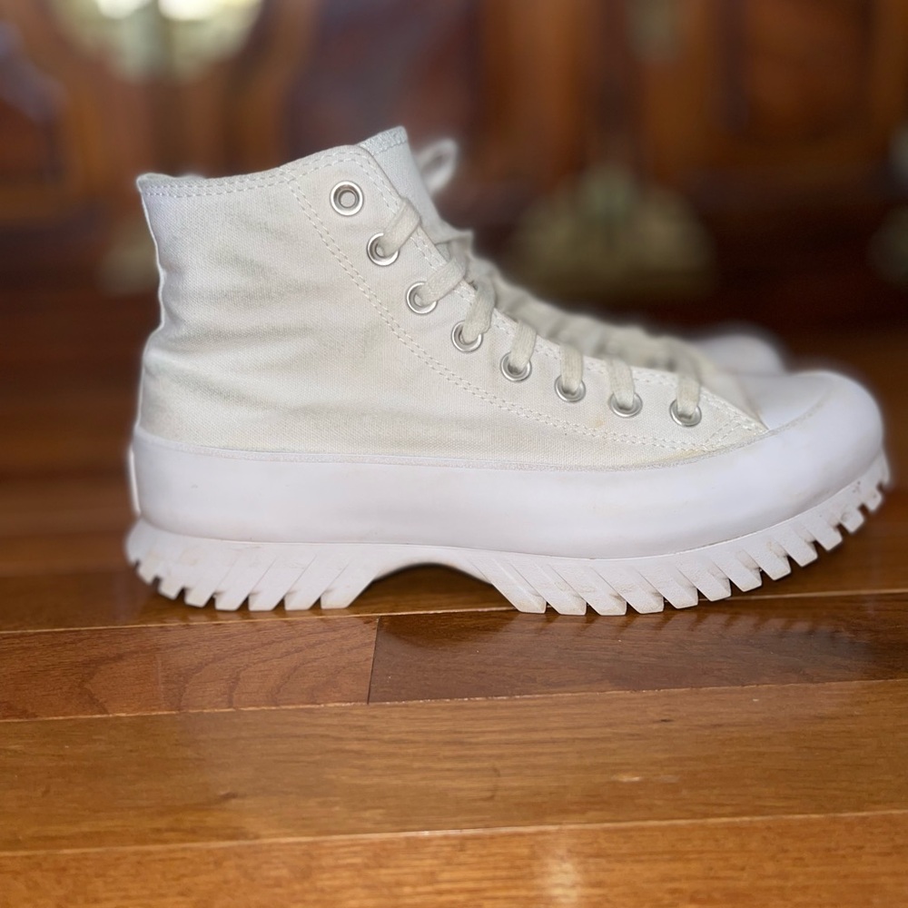 Converse Lugged Lift Platform High Top Sneakers White Men’s 7 Women’s 9